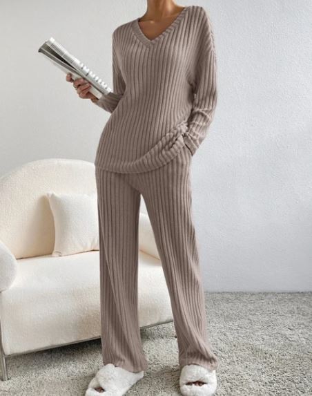 Casual 2-Piece Loungewear Set - The Humanitarians & Robotarians LLC.